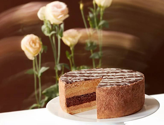 Tort "Ziua și noaptea" - 4 Imagine